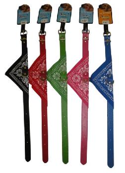 17" Medium Dog Collar with Bandana